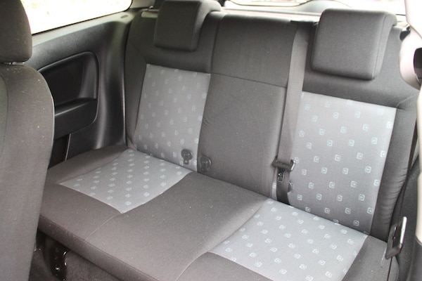Used Ford Fiesta 2004 for sale - 76135801: Photo 10