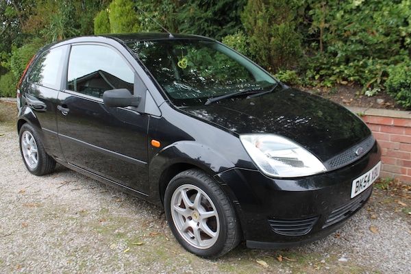 Used Ford Fiesta 2004 for sale - 76135801: Photo 1