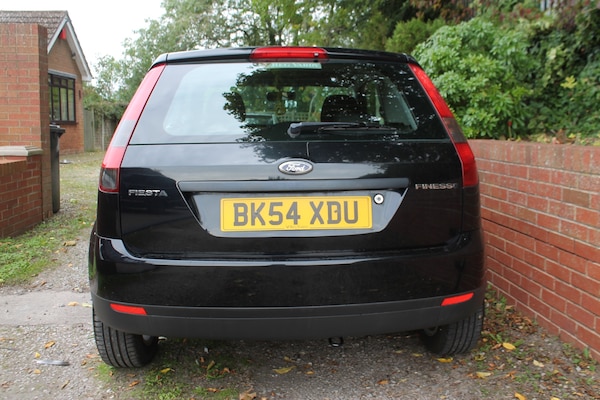 Used Ford Fiesta 2004 for sale - 76135801: Photo 5