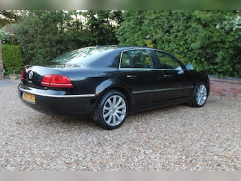 Used Volkswagen Phaeton 2011 for sale - 78546128: Photo