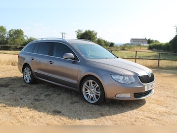 Used Skoda Superb 2011 for sale - 79264744: Photo