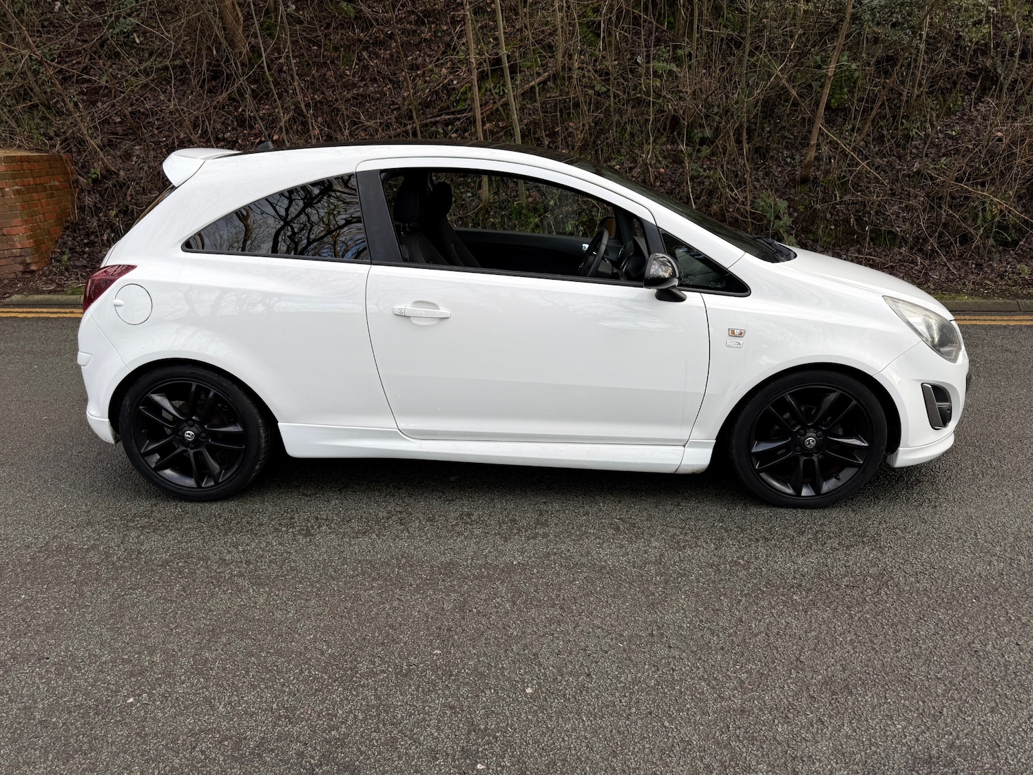 Used Vauxhall Corsa 2014 for sale - 77438628: Photo 3