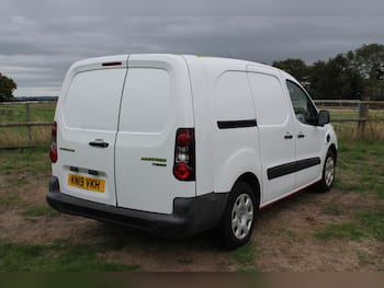 Used Peugeot Partner 2019 for sale - 79827950: Photo