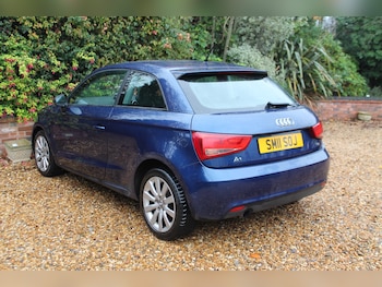 Used Audi A1 2011 for sale - 76536553: Photo