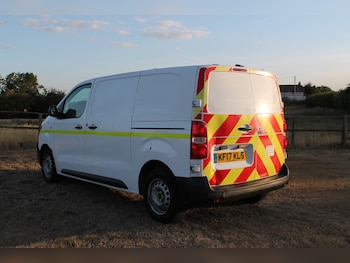 Used Peugeot Expert 2017 for sale - 79620708: Photo