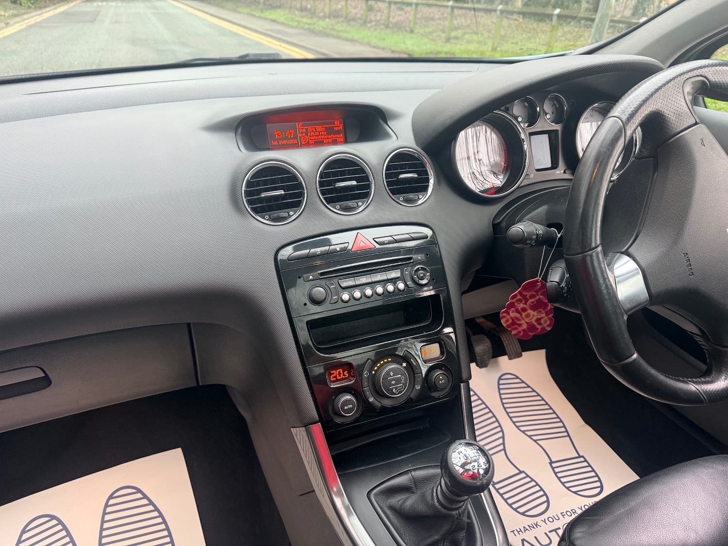 Used Peugeot 308 2012 for sale - 77311485: Photo 13