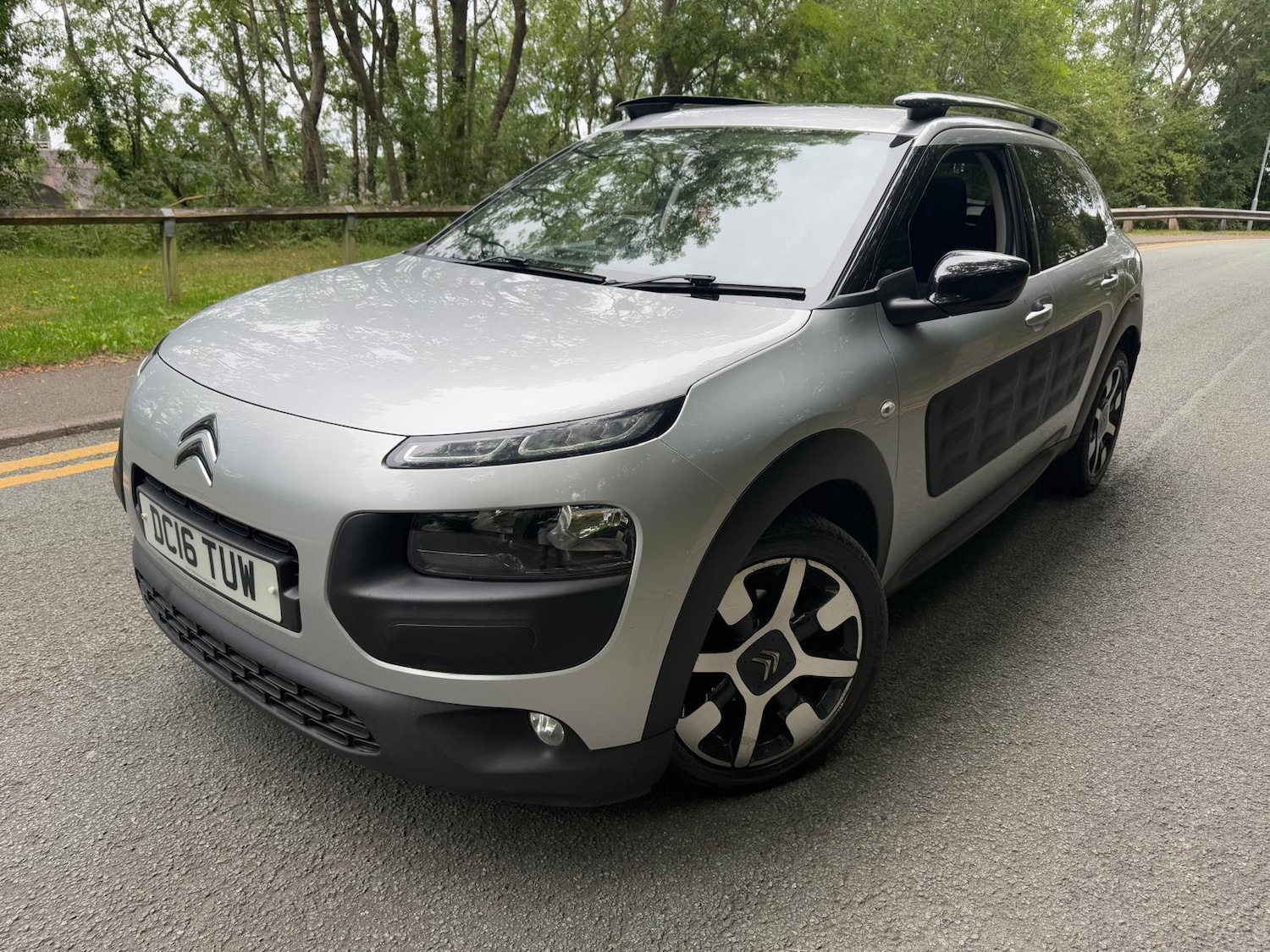 Used Citroen C4 Cactus 2016 for sale - 76250753: Photo 2