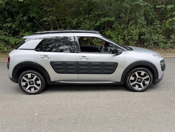 Used Citroen C4 Cactus 2016 for sale - 76250753: Photo
