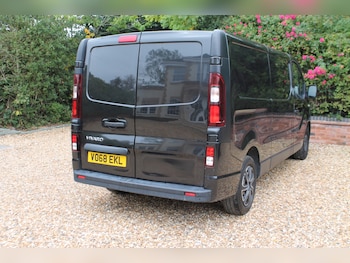 Used Vauxhall Vivaro 2018 for sale - 76244629: Photo