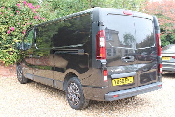 Used Vauxhall Vivaro 2018 for sale - 76244629: Photo 4