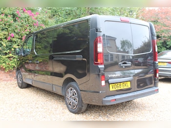 Used Vauxhall Vivaro 2018 for sale - 76244629: Photo