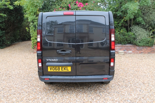 Used Vauxhall Vivaro 2018 for sale - 76244629: Photo 5
