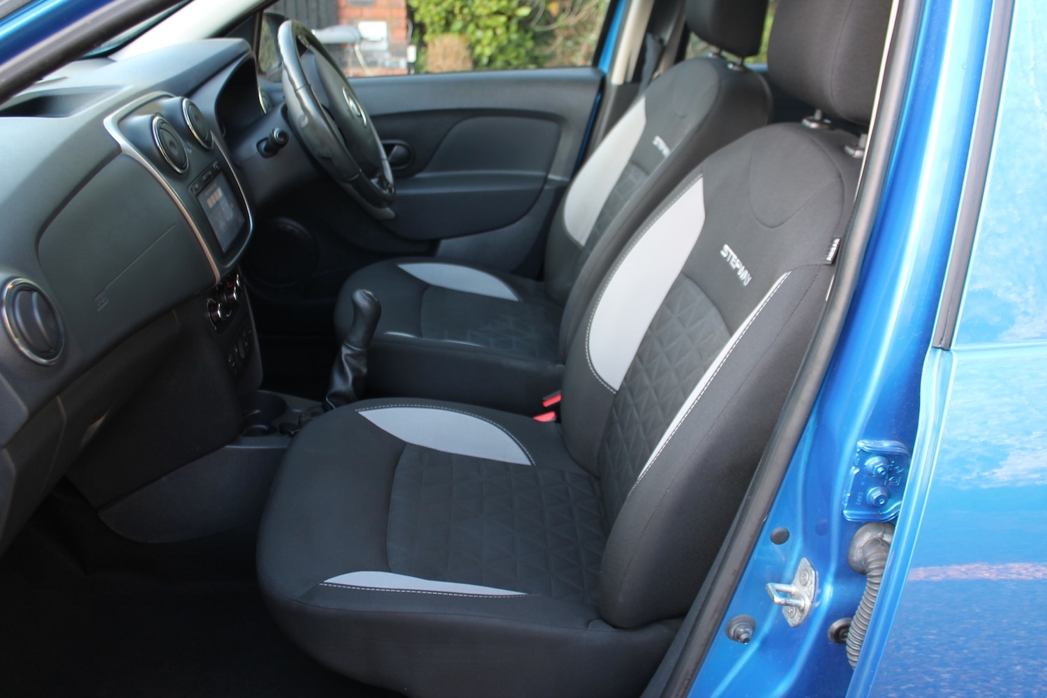 Used Dacia Sandero Stepway 2016 for sale - 77020660: Photo 10