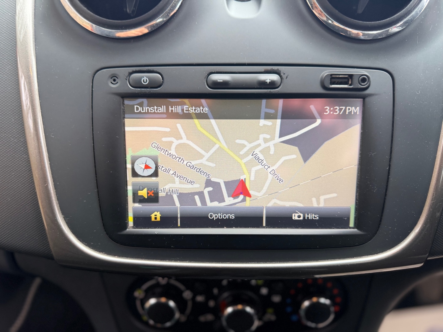 Used Dacia Sandero Stepway 2014 for sale - 78098945: Photo 14