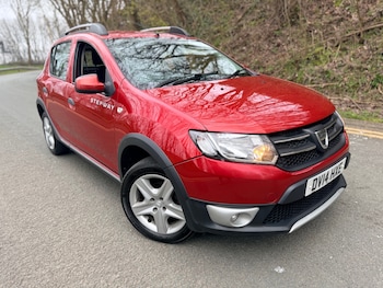 Used Dacia Sandero Stepway 2014 for sale - 78098945: Photo