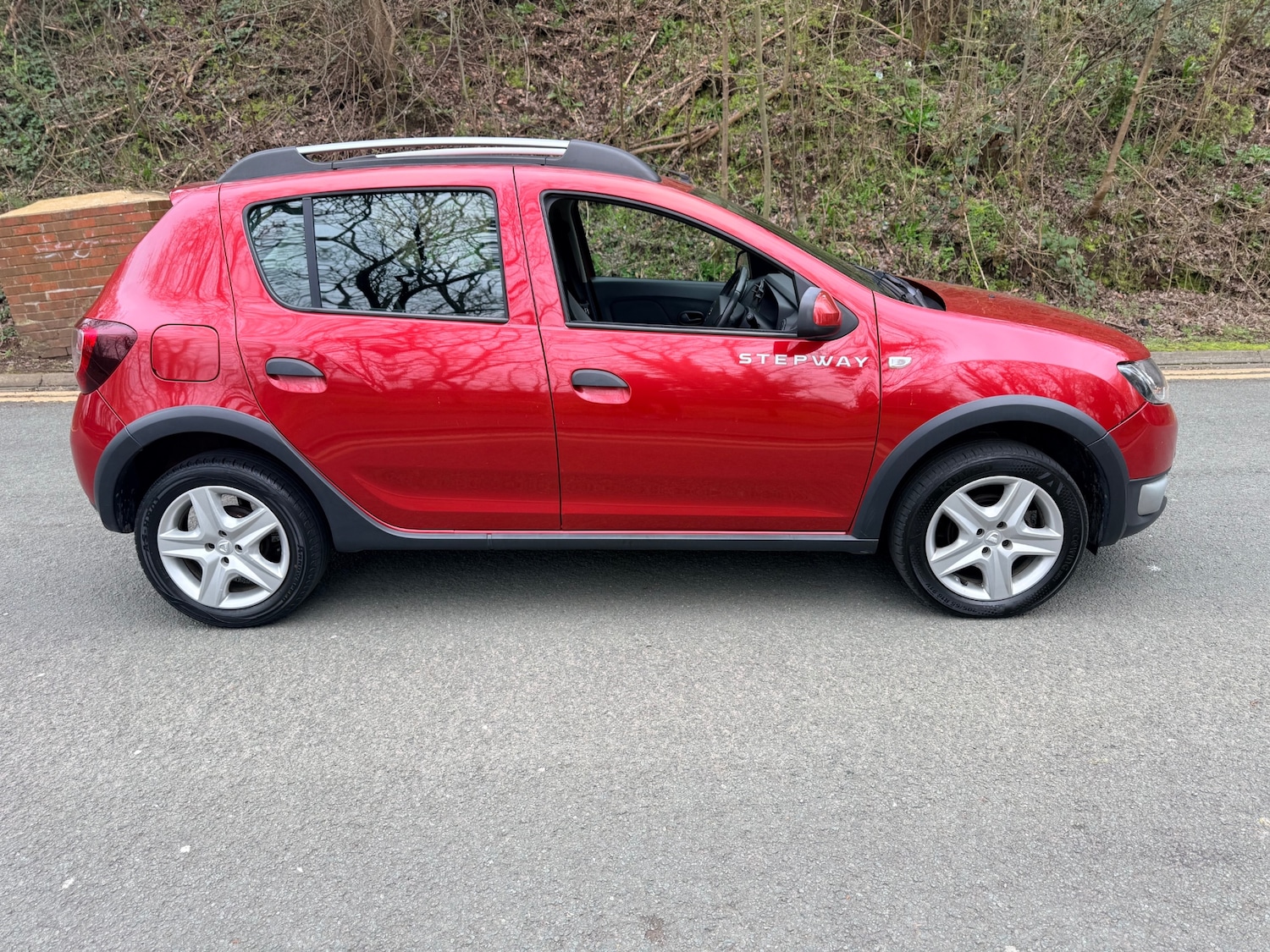 Used Dacia Sandero Stepway 2014 for sale - 78098945: Photo 3