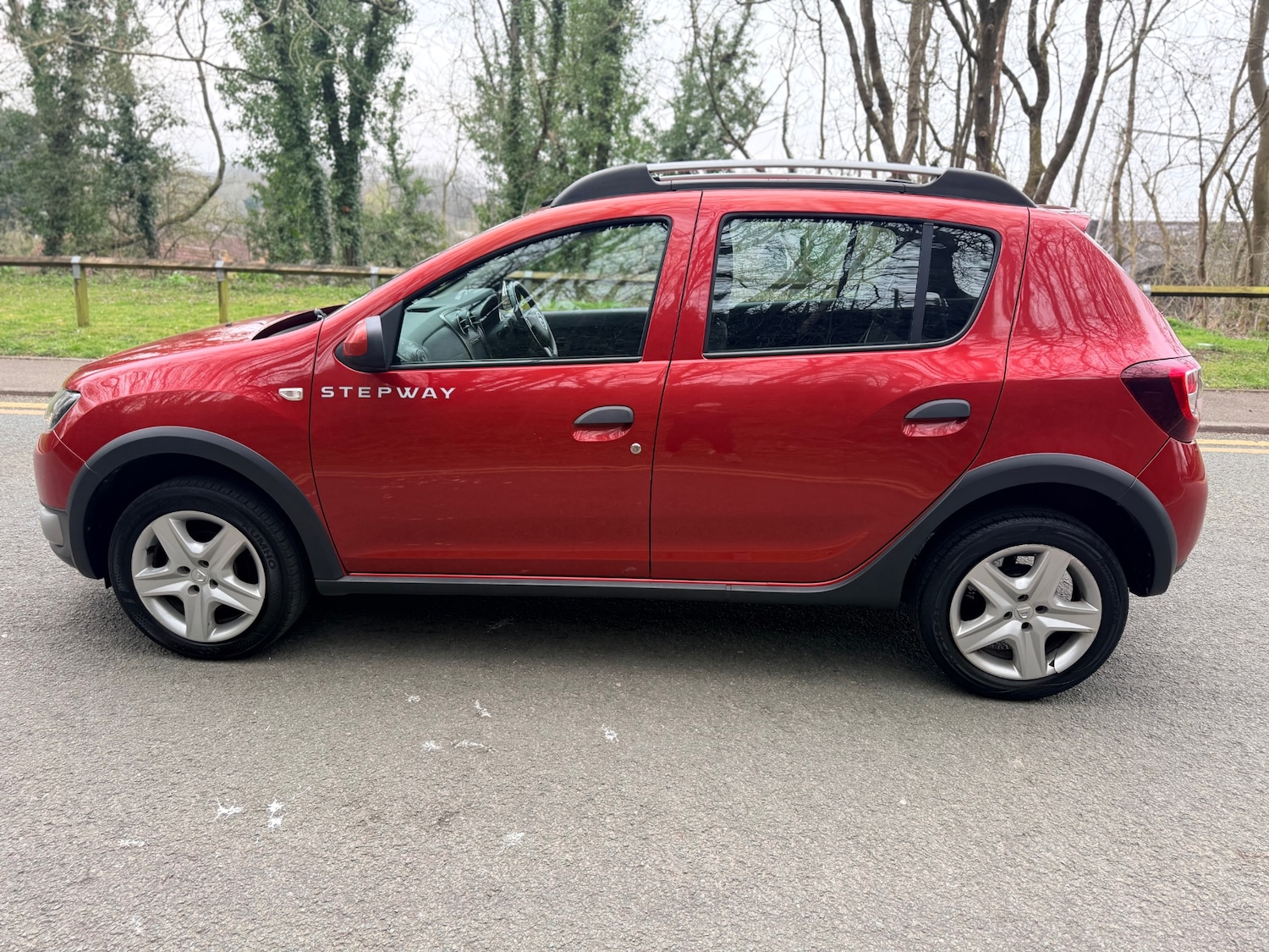 Used Dacia Sandero Stepway 2014 for sale - 78098945: Photo 4