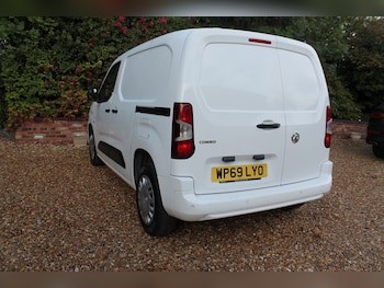 Used Vauxhall Combo 2019 for sale - 75962100: Photo