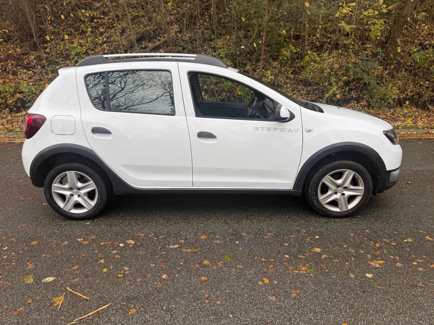 Used Dacia Sandero Stepway 2017 for sale - 76594906: Photo 3
