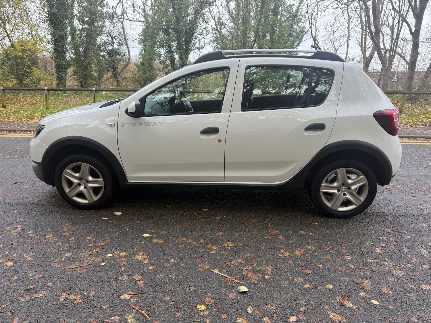 Used Dacia Sandero Stepway 2017 for sale - 76594906: Photo 4