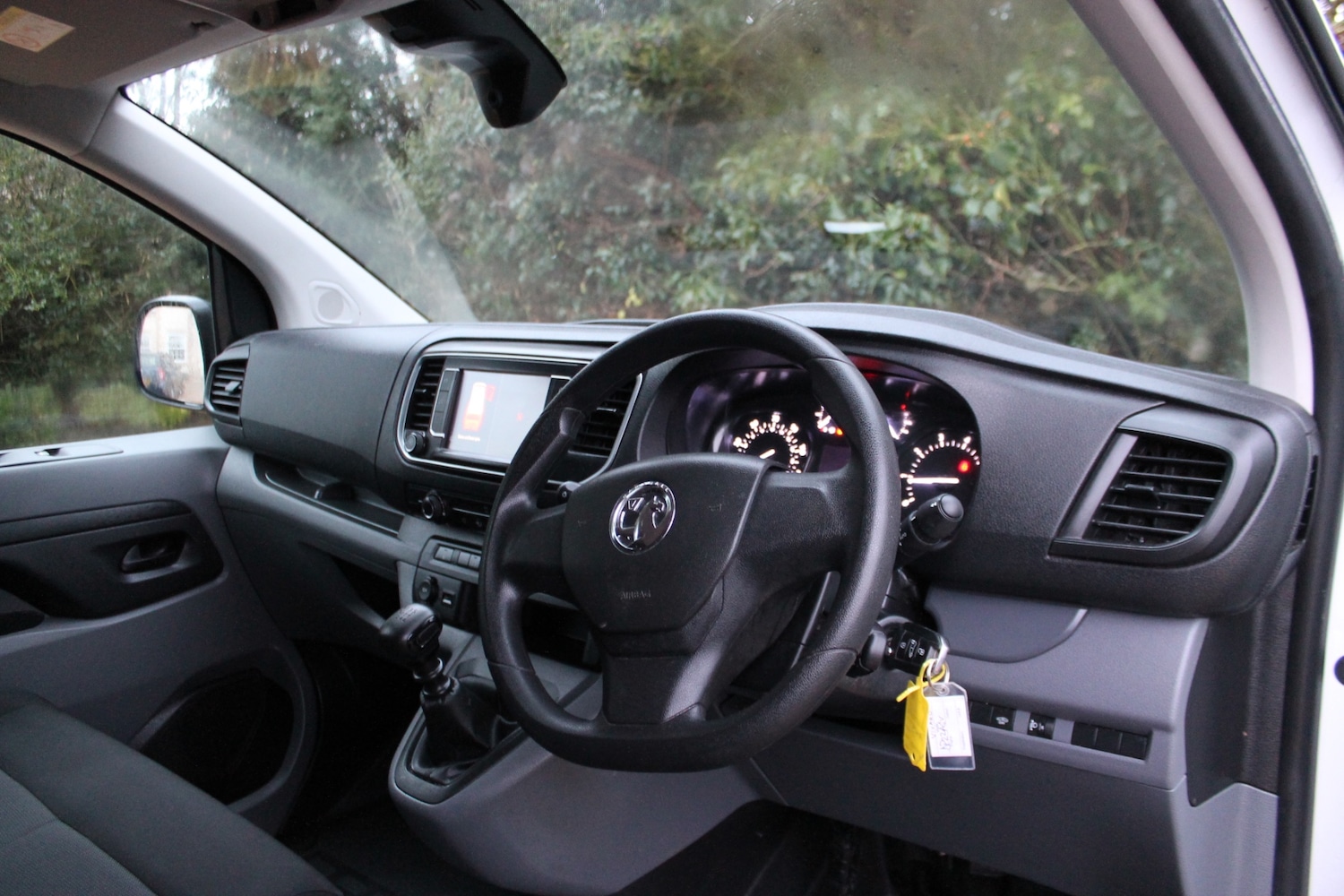 Used Vauxhall Vivaro 2022 for sale - 77385391: Photo 15