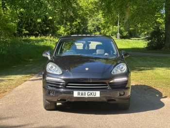 Used Porsche Cayenne 2011 for sale - 74140088: Photo