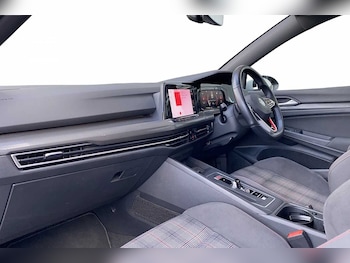 Used Volkswagen Golf 2021 for sale - 76681379: Photo