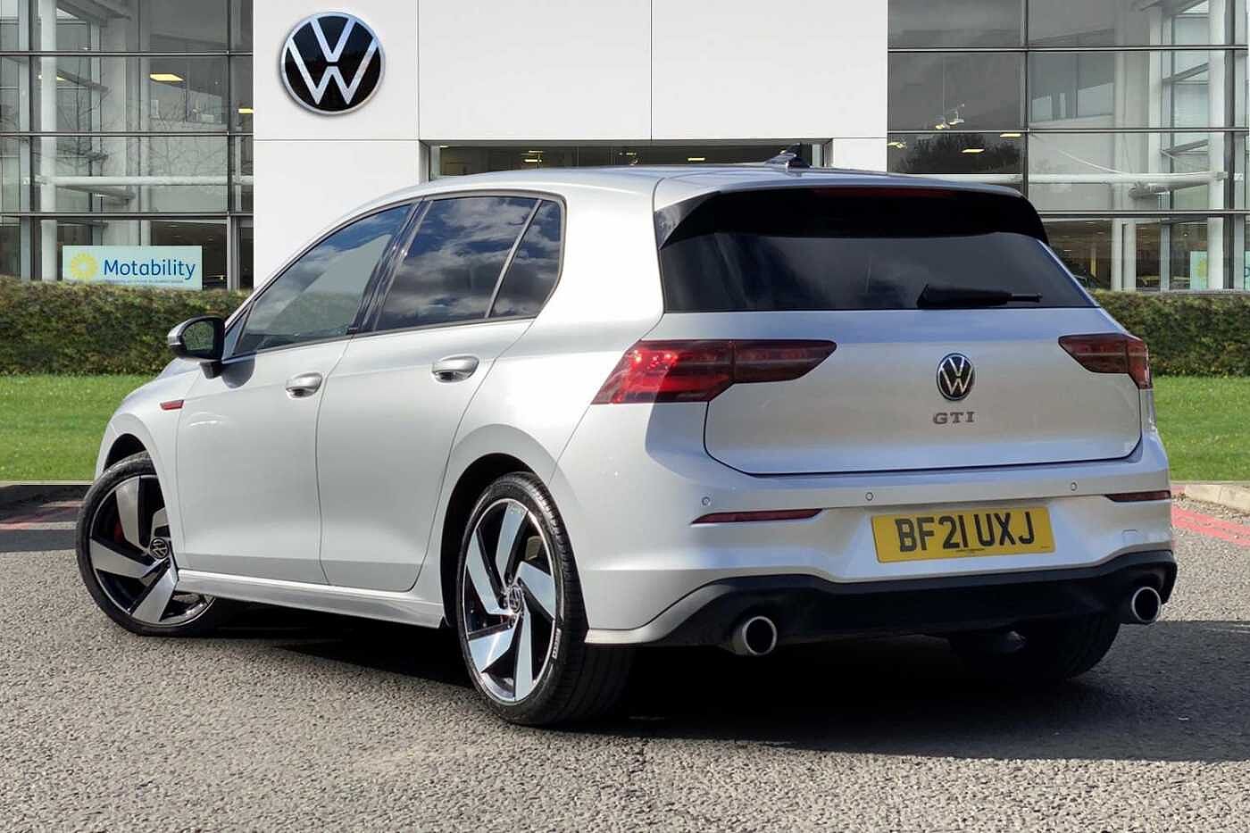 Used Volkswagen Golf 2021 for sale - 76681379: Photo 3