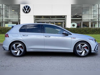 Used Volkswagen Golf 2021 for sale - 76681379: Photo