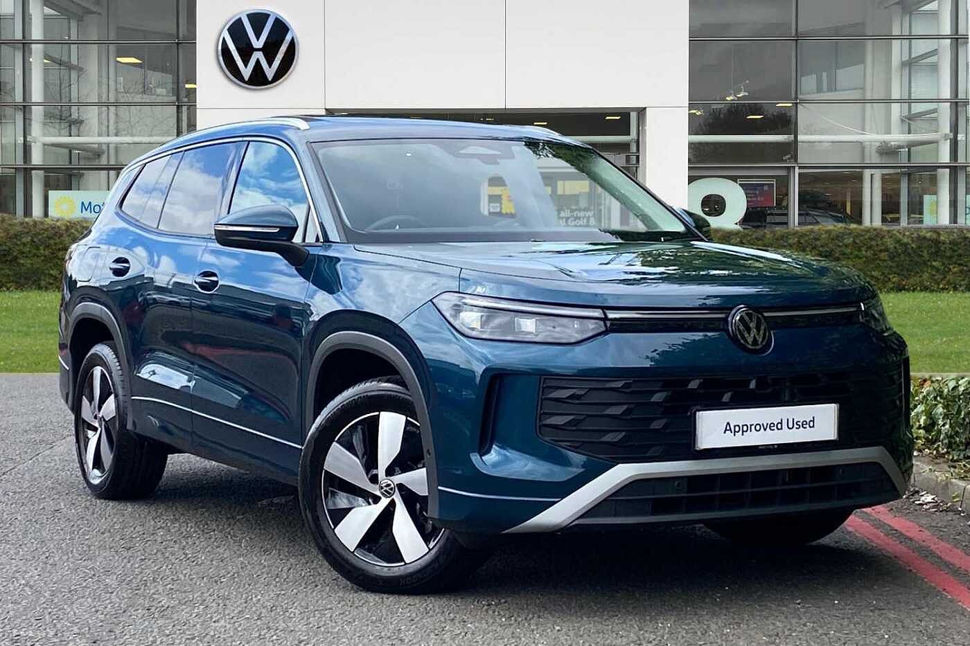 Used Volkswagen Touran 2025 for sale - 76680542: Photo 1