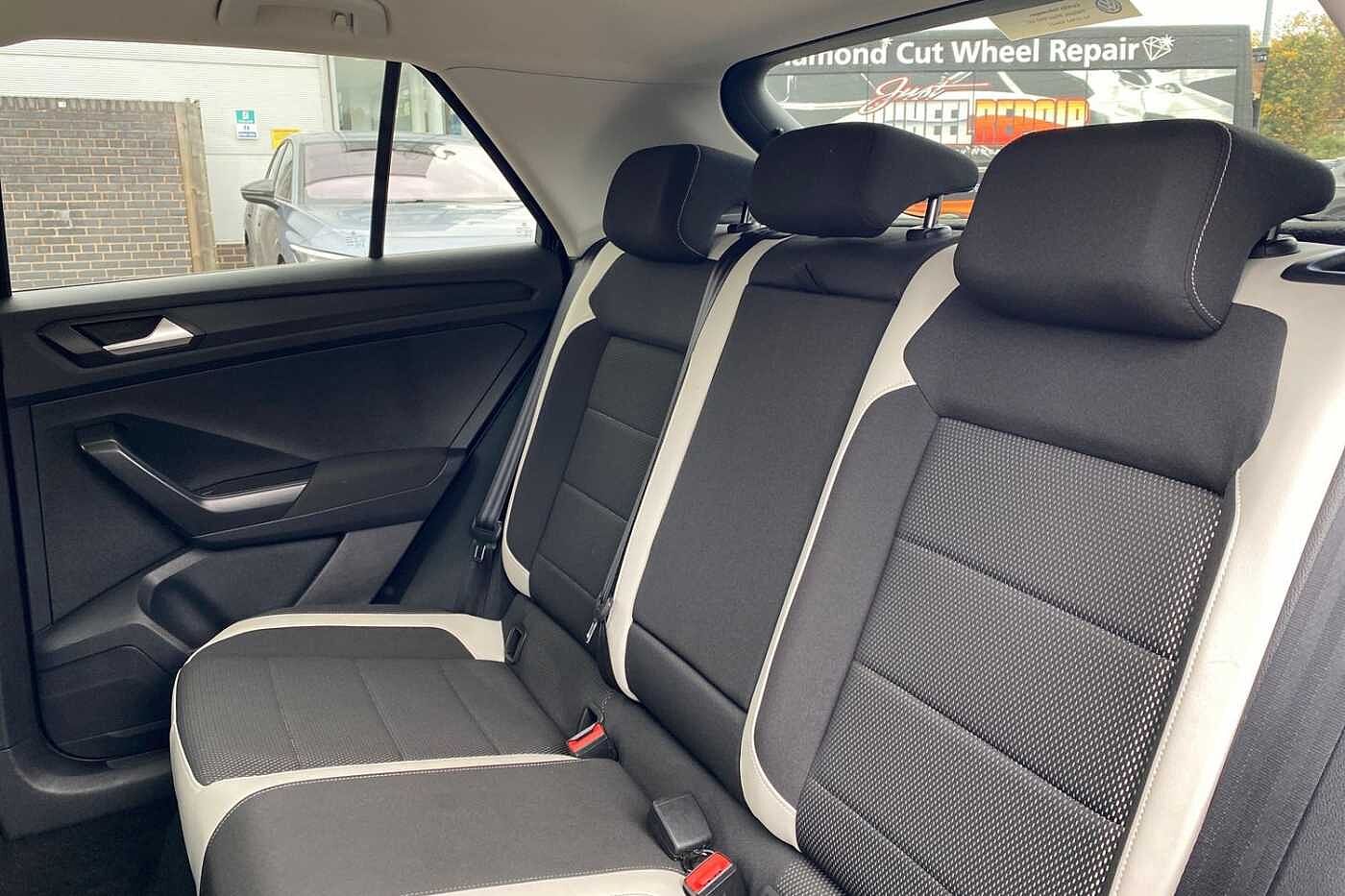 Used Volkswagen T-Roc 2020 for sale - 76680998: Photo 9