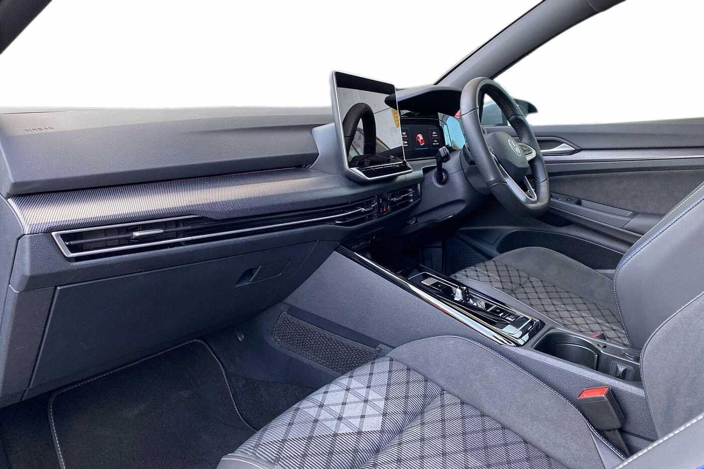 Used Volkswagen Golf 2024 for sale - 76677249: Photo 2