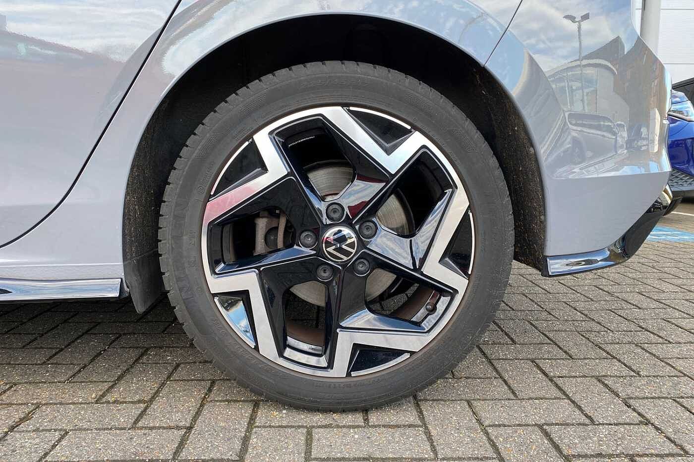 Used Volkswagen Golf 2024 for sale - 76677249: Photo 5