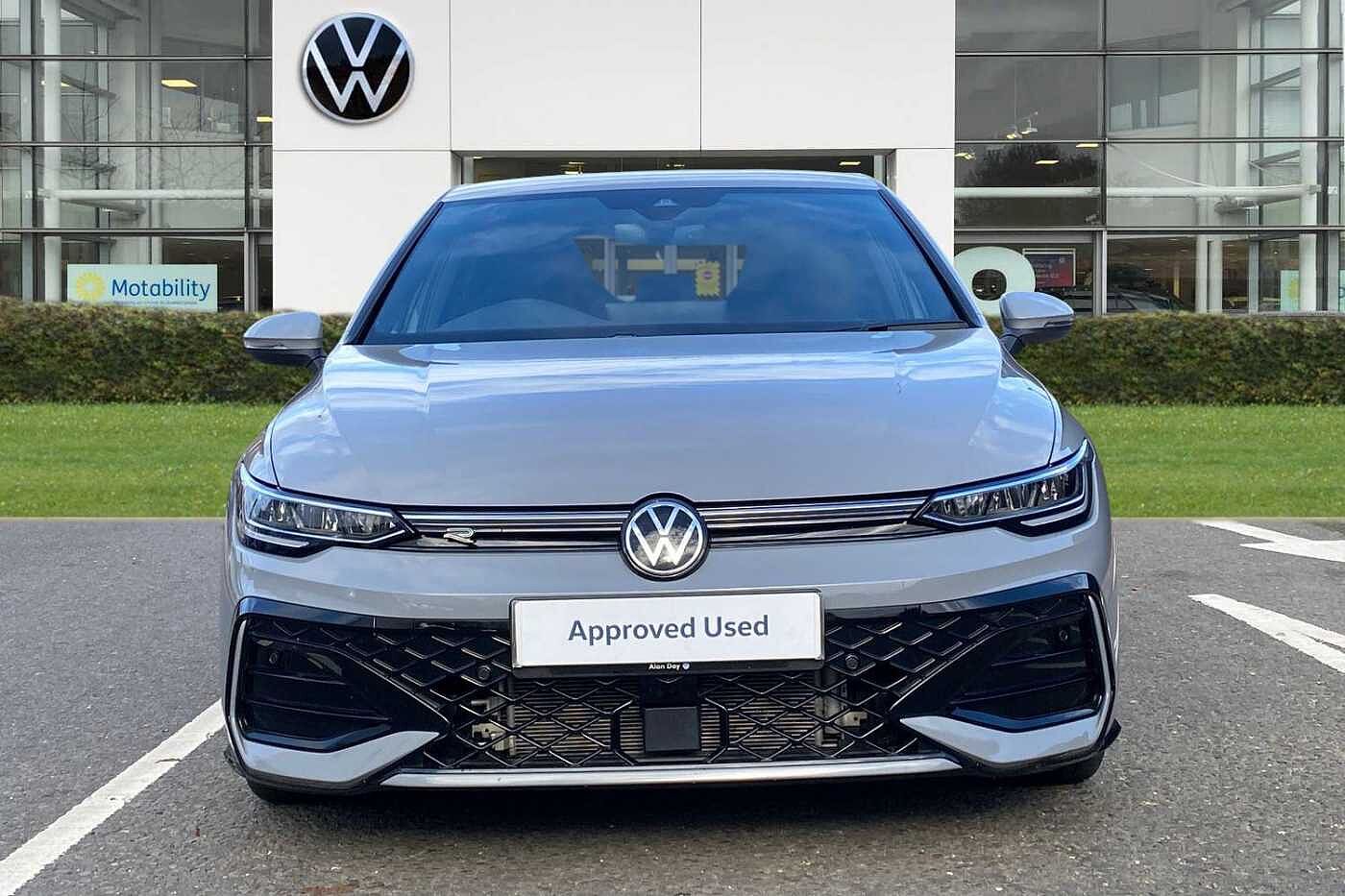 Used Volkswagen Golf 2024 for sale - 76677249: Photo 8