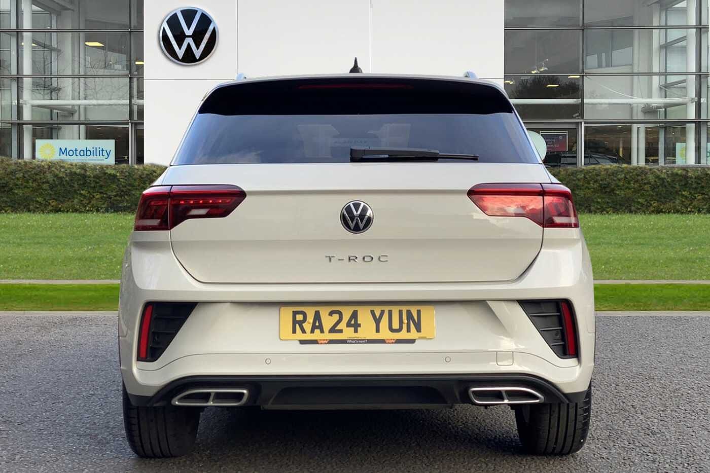 Used Volkswagen T-Roc 2024 for sale - 76676792: Photo 7