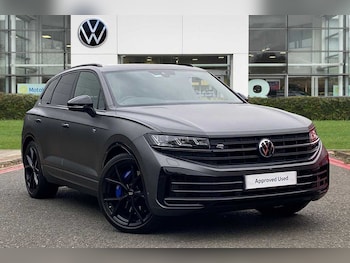 2025 - 3.0 V6 TSI eHybrid 4Motion R 5dr Tip Auto