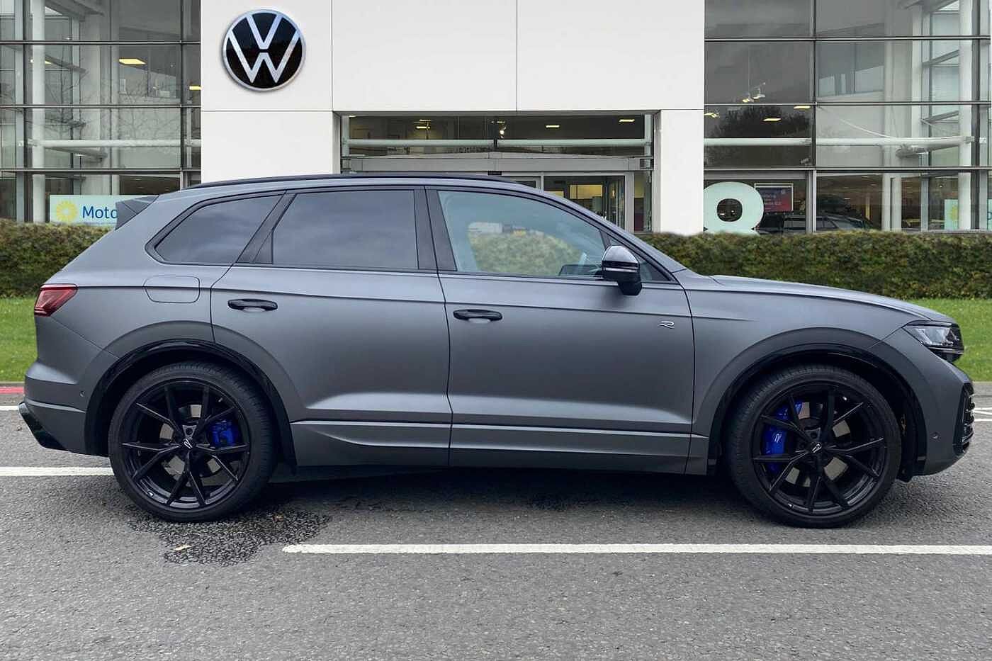 Used Volkswagen Touareg 2025 for sale - 76681514: Photo 4