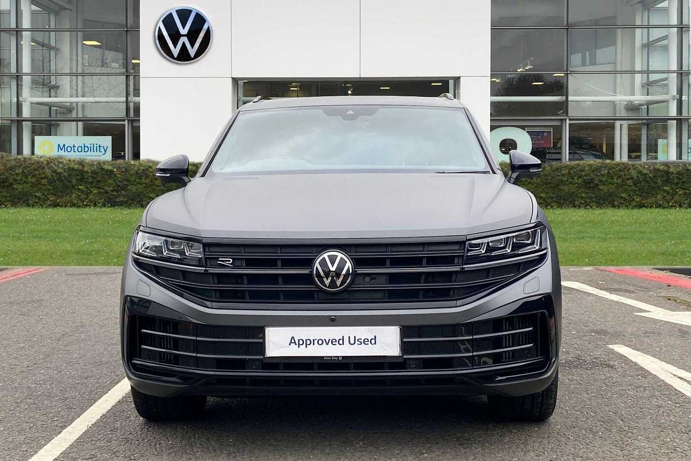Used Volkswagen Touareg 2025 for sale - 76681514: Photo 8
