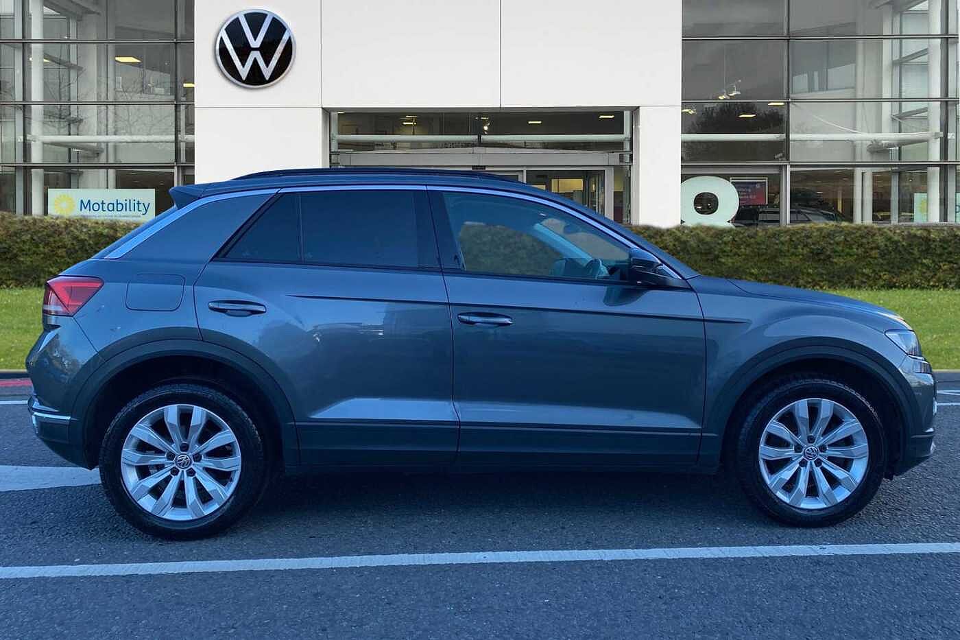 Used Volkswagen T-Roc 2018 for sale - 77193226: Photo 4