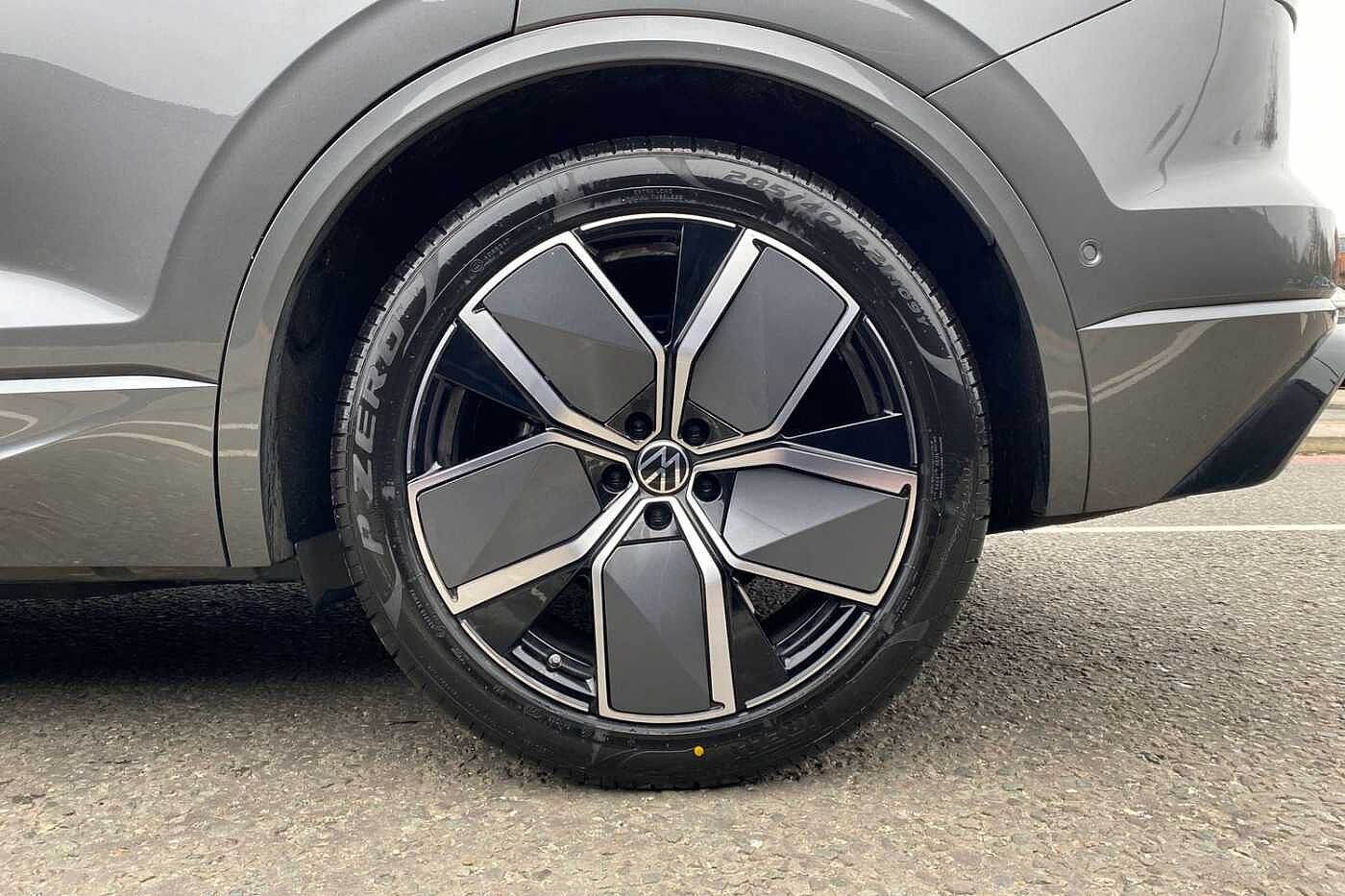 Used Volkswagen Touareg 2025 for sale - 77193293: Photo 5