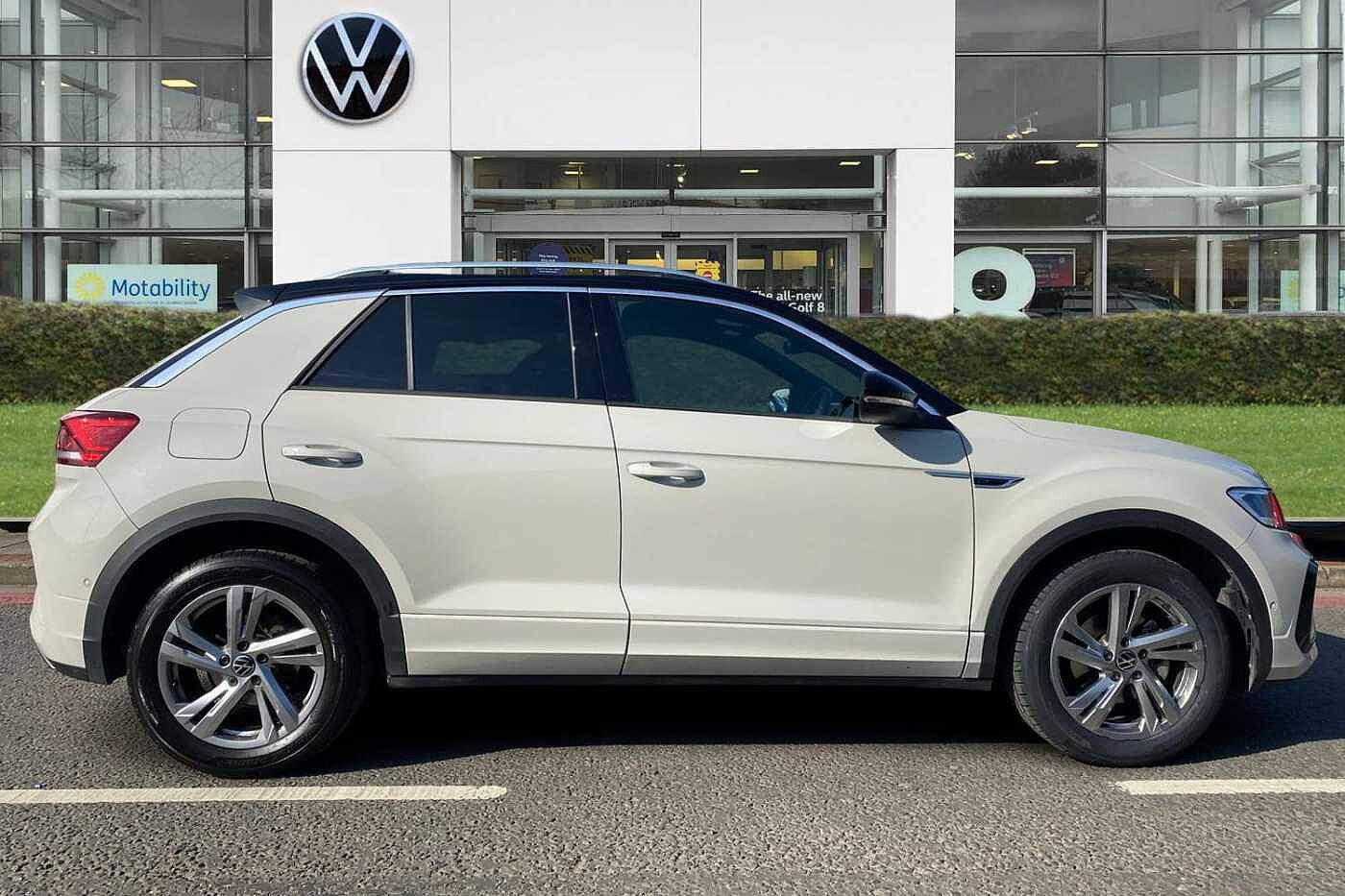 Used Volkswagen T-Roc 2022 for sale - 77193232: Photo 4