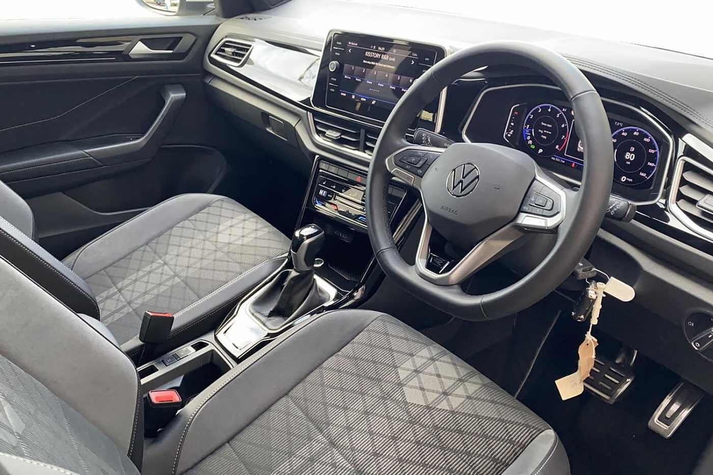 Used Volkswagen T-Roc 2024 for sale - 77193241: Photo 6