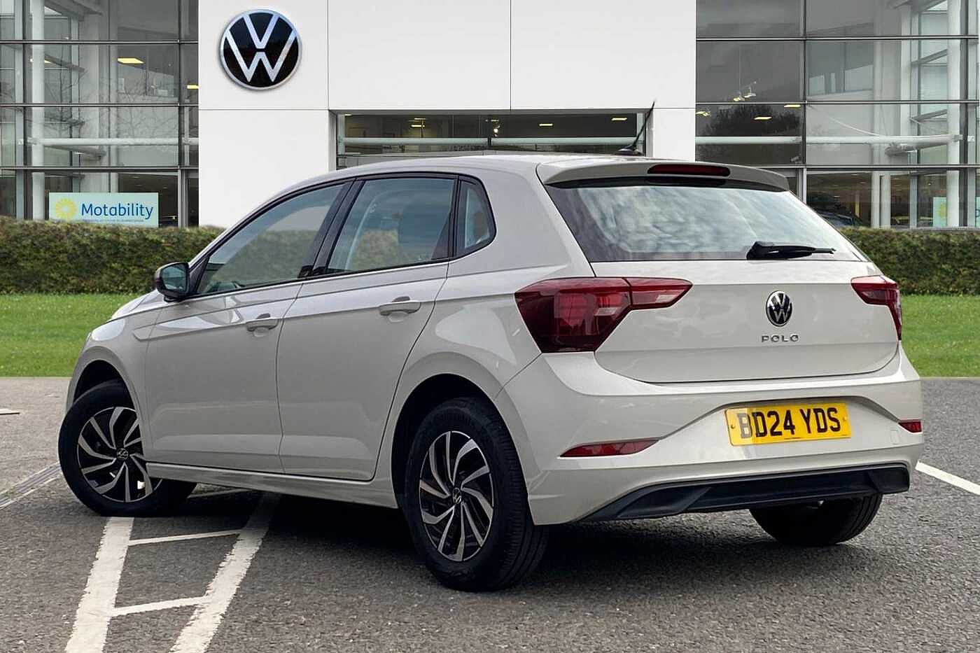 Used Volkswagen Polo 2024 for sale - 77193267: Photo 3