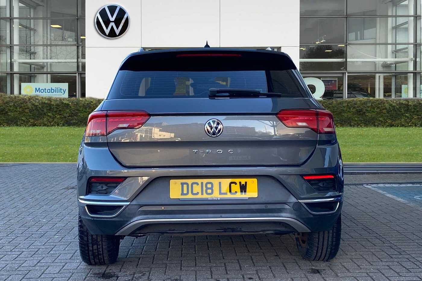 Used Volkswagen T-Roc 2018 for sale - 76673643: Photo 7