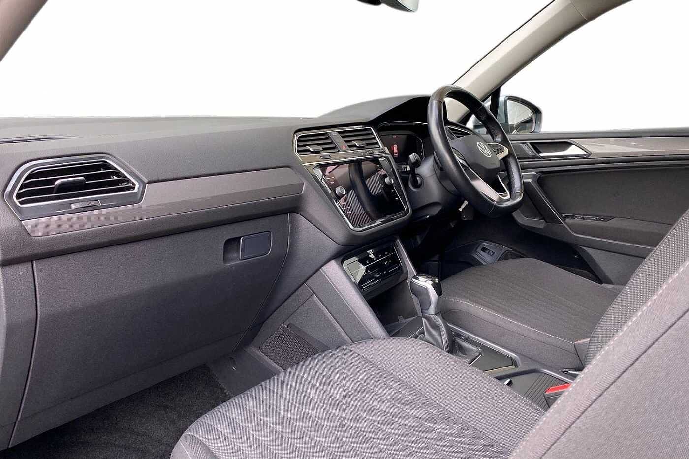 Used Volkswagen Tiguan Allspace 2022 for sale - 76674672: Photo 2