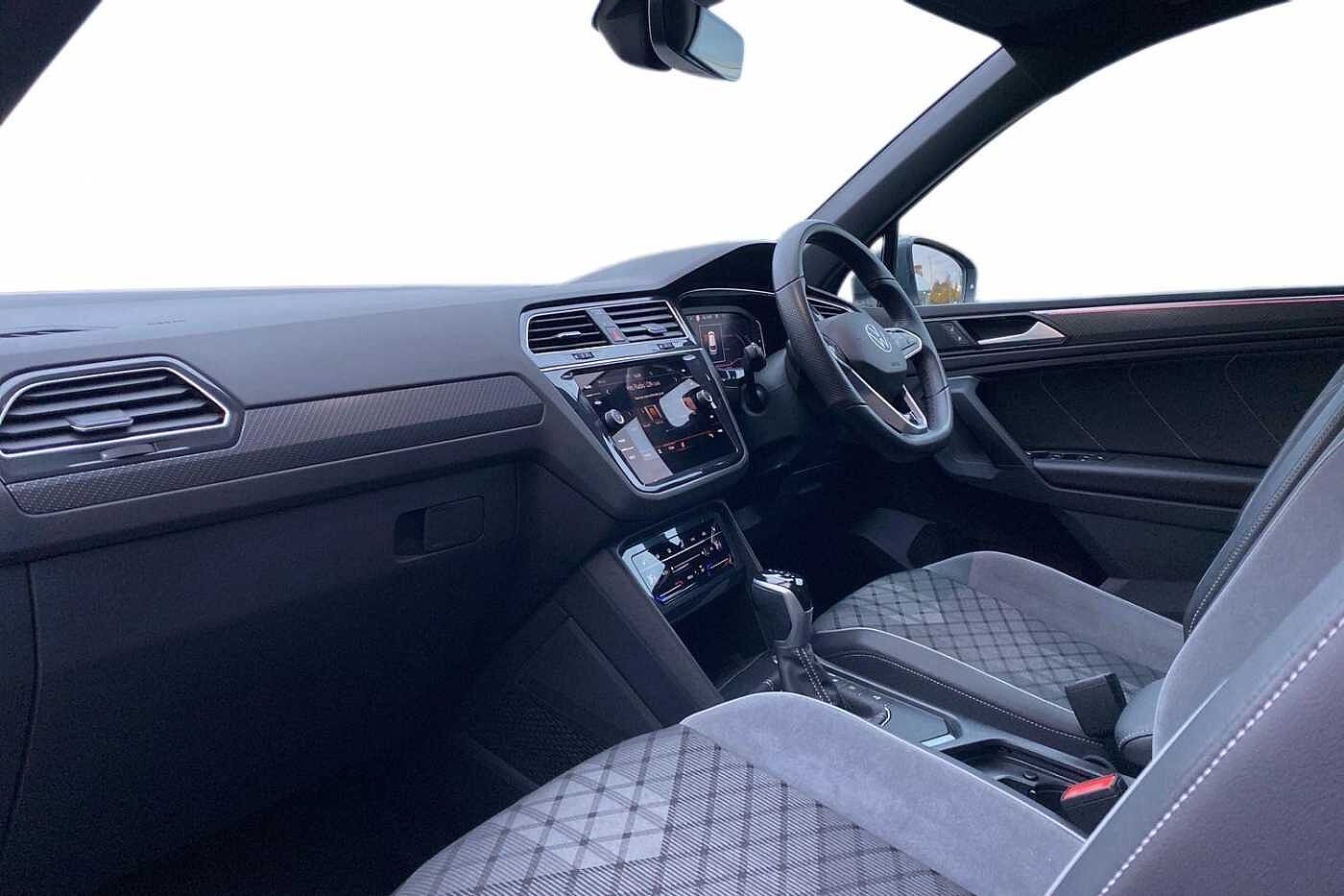 Used Volkswagen Tiguan 2024 for sale - 76678839: Photo 2