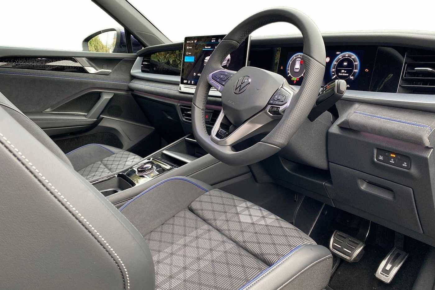 Used Volkswagen Touran 2025 for sale - 77193239: Photo 6