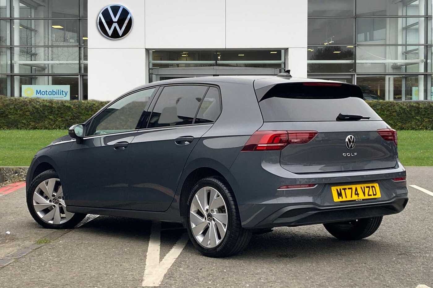 Used Volkswagen Golf 2024 for sale - 77193355: Photo 3