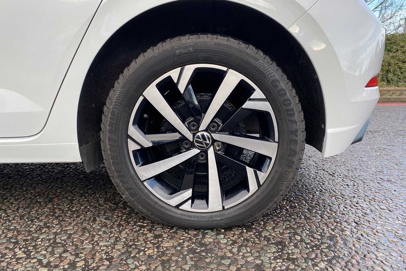 Used Volkswagen Polo 2024 for sale - 77193268: Photo 5