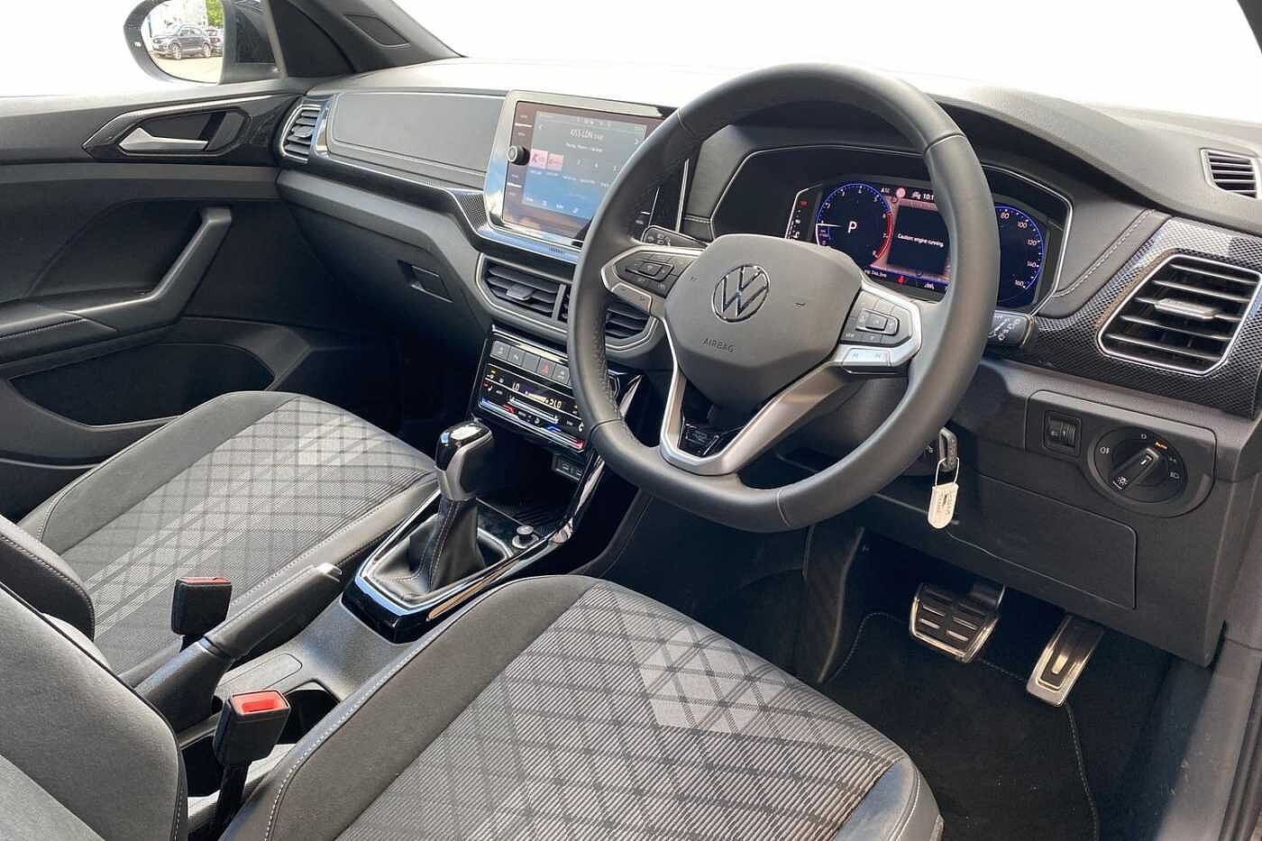 Used Volkswagen T-Cross 2025 for sale - 76679370: Photo 6